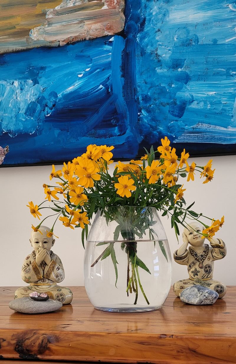 gia-murrays-studio Bright yellow flowers in Gia Murray's studio